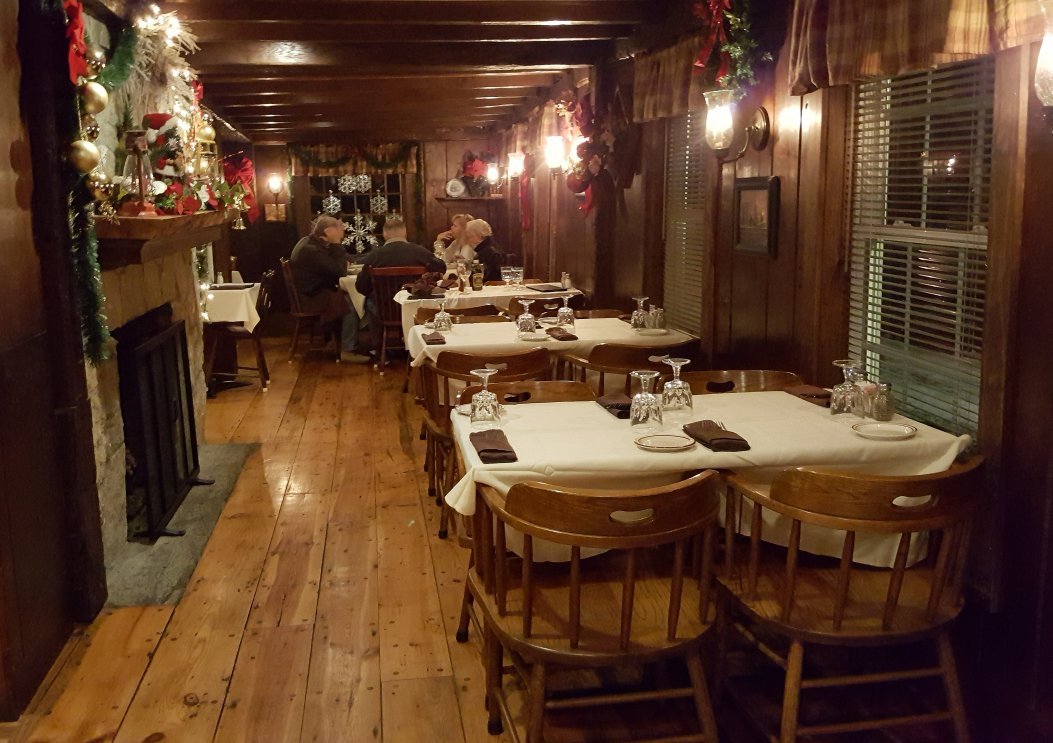 The Ultimate Guide to Coach Stop Restaurant in Hartland, CT