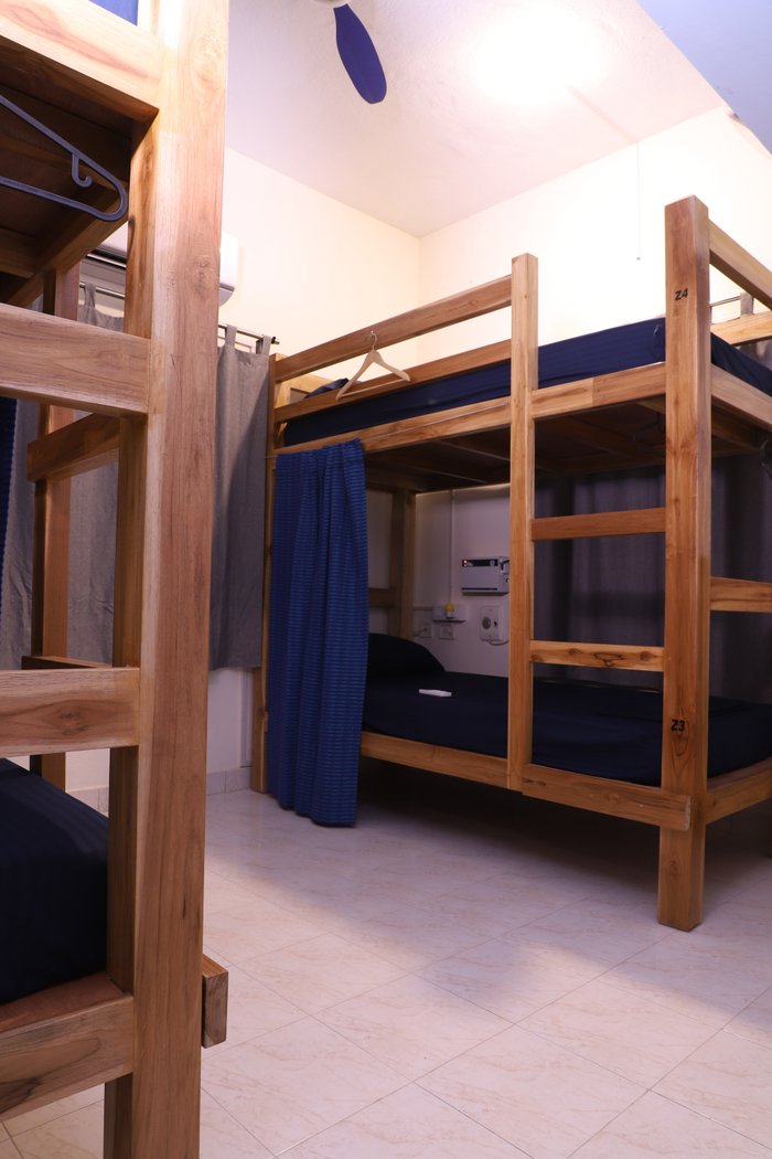 HOSTEL11 ELLIOT'S BEACH (Chennai (Madras)) - Hostel Reviews & Photos -  Tripadvisor