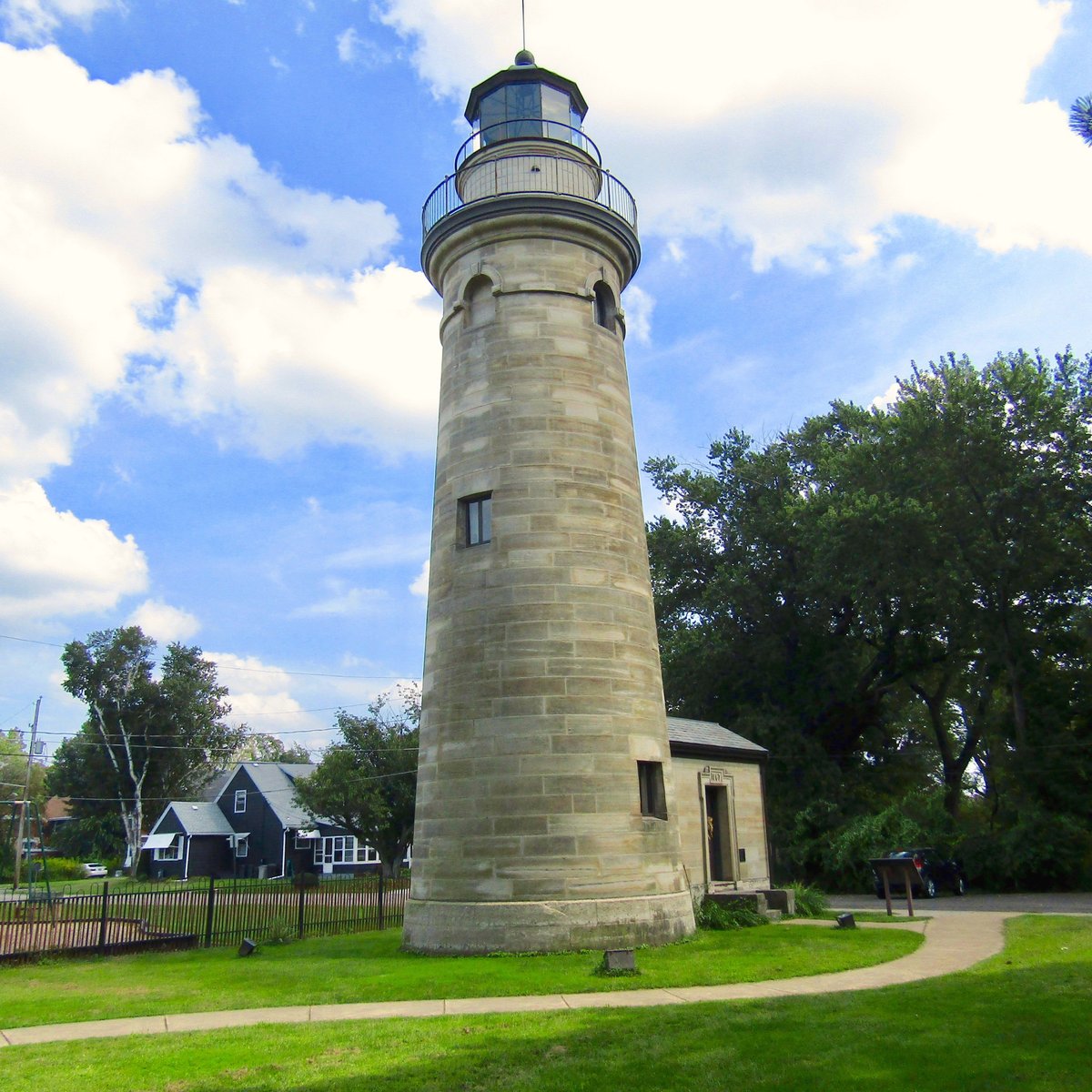 Erie Land Lighthouse - All You Need To Know Before You Go