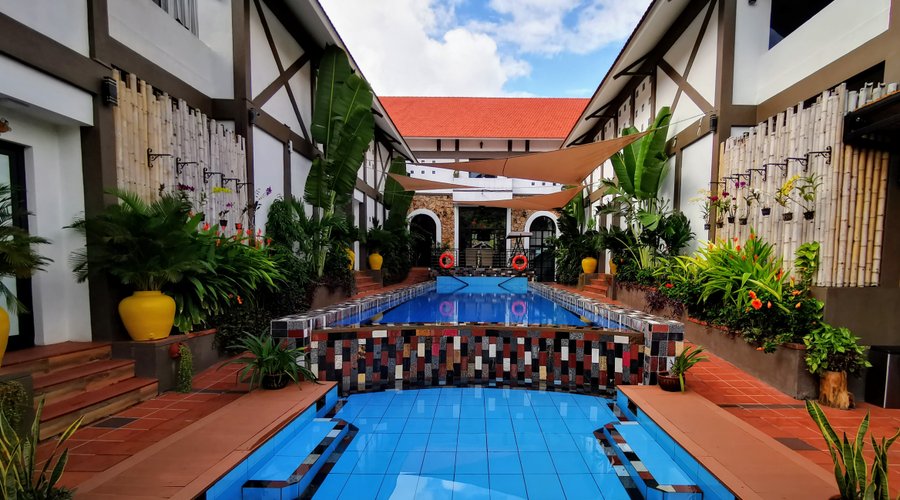The 2 swimming pools by day.