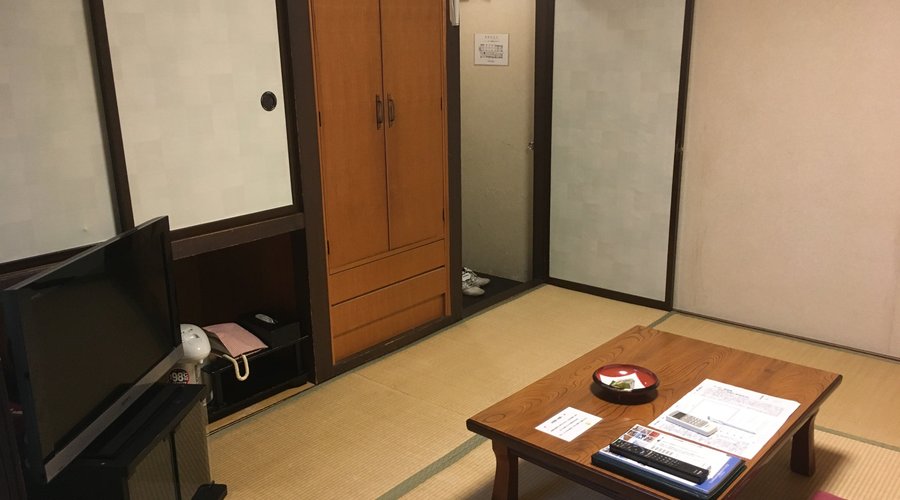 一人旅なら十分な広さ