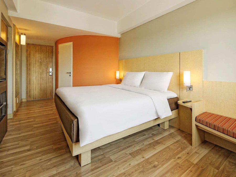 IBIS PADANG (Indonesia) - Ulasan & Perbandingan Harga Hotel - Tripadvisor