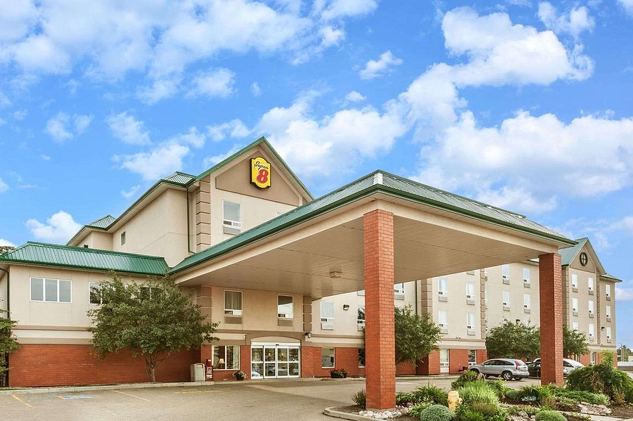 SUPER 8 BY WYNDHAM EDMONTON SOUTH desde $1,318 (Canadá) - opiniones y