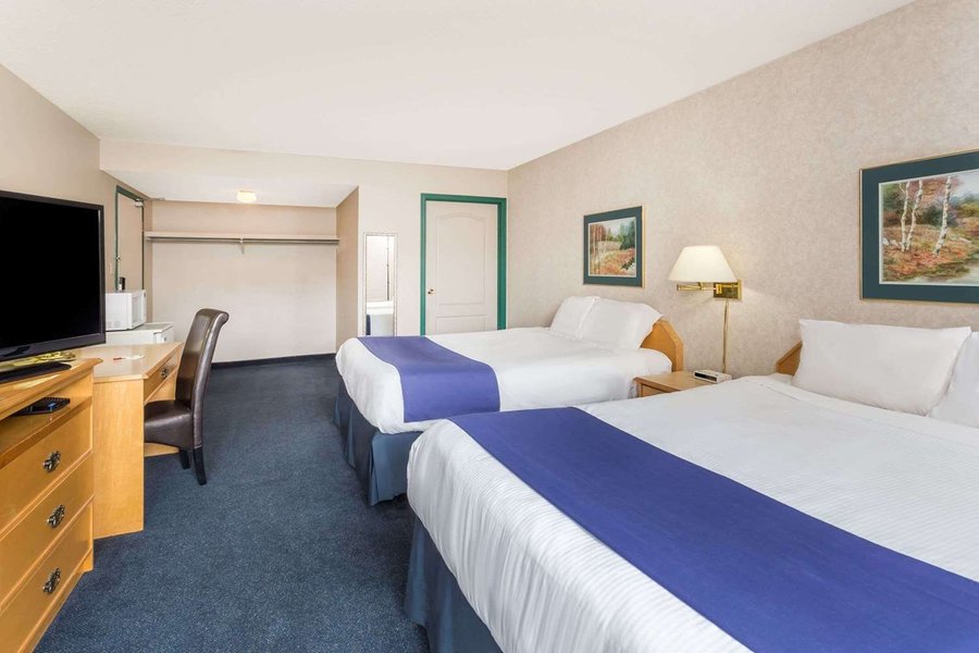 Ramada Limited Quesnel (C̶$̶9̶4̶) C$79 - UPDATED 2020 Prices, Reviews