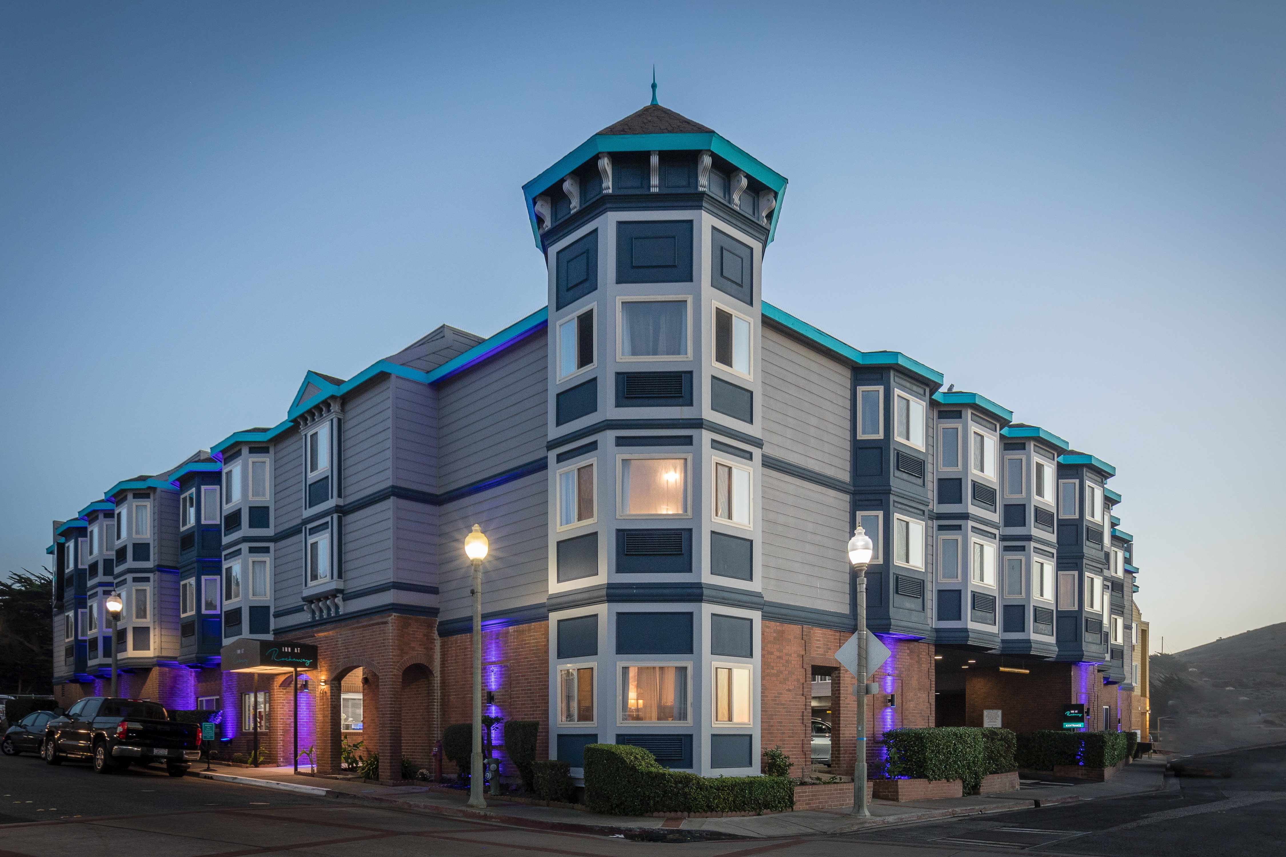 Discover the Inn at Rockaway Beach, Oregon: A Perfect Coastal Retreat