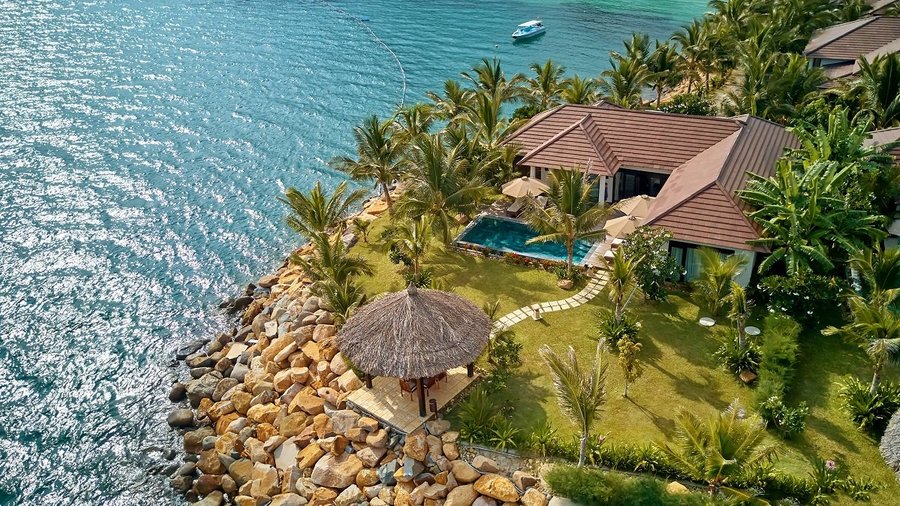 View from above to Ocean Pool Villa 