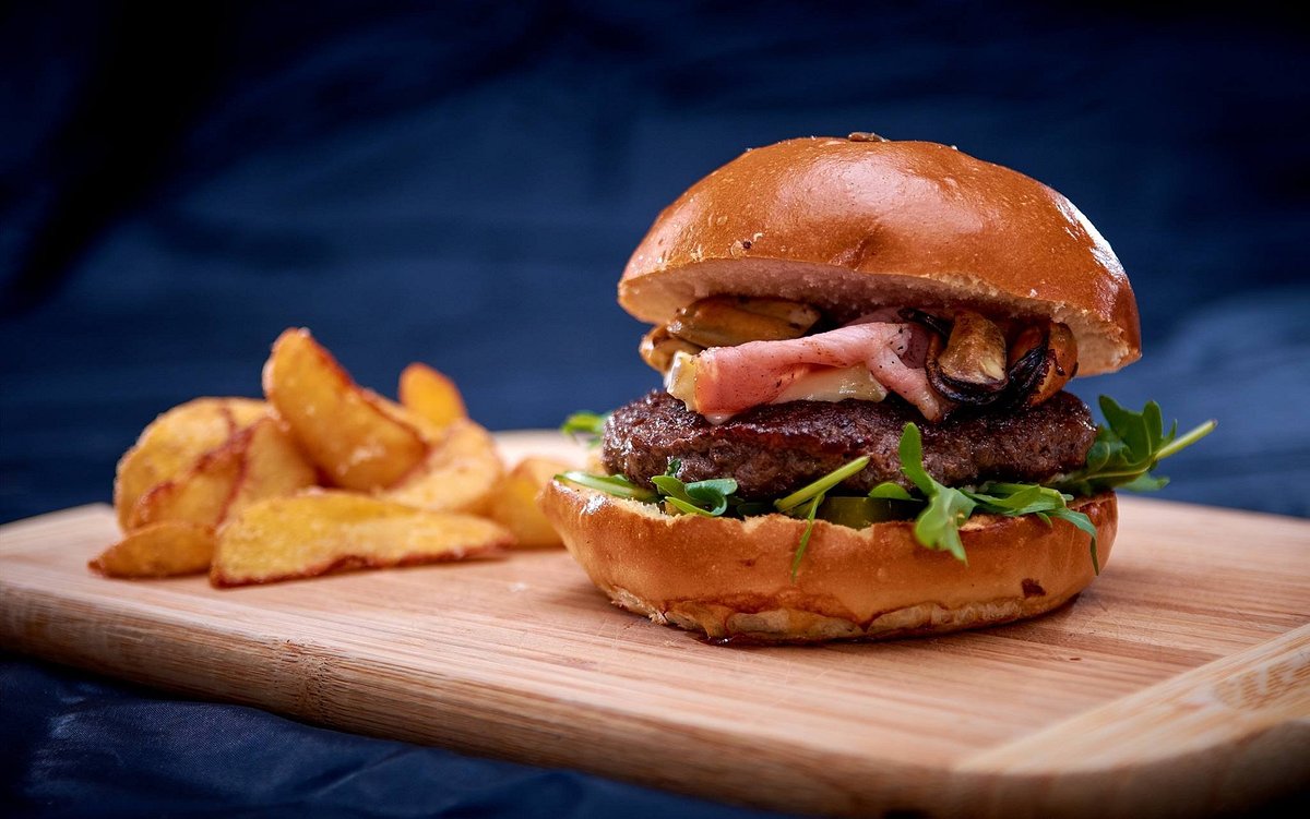 BURGER PETER, Bucharest - Menu, Prices & Restaurant Reviews - Tripadvisor