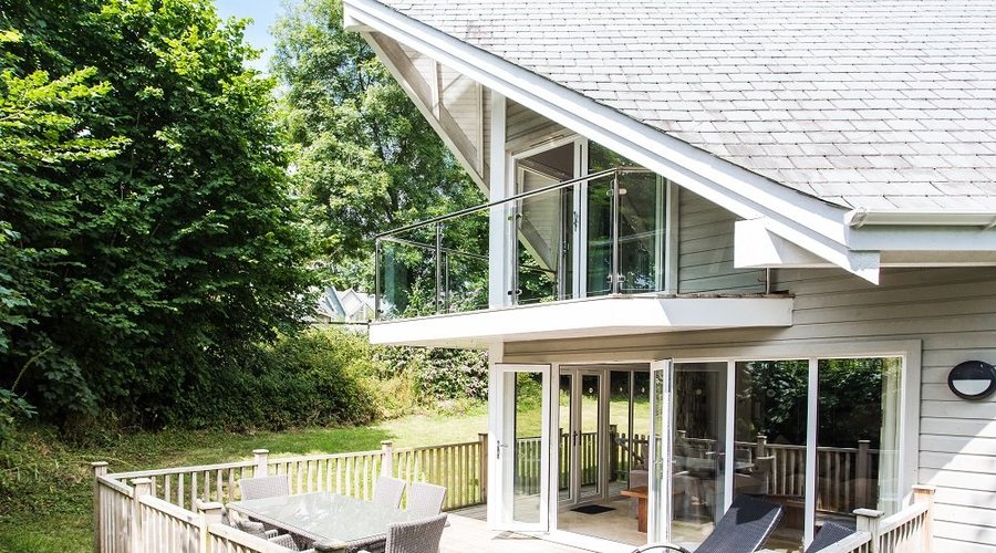 Trewhiddle - 4 Bedroom Villa with Balcony