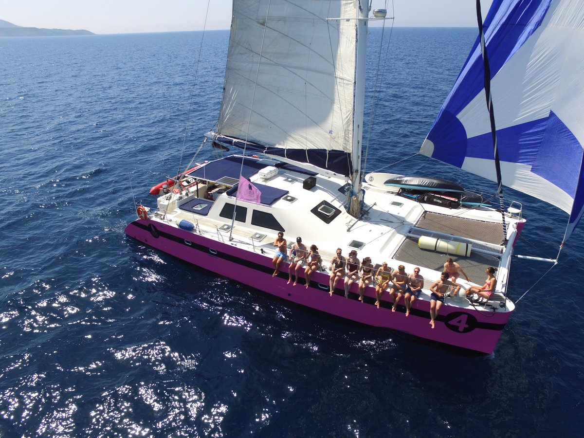 catamaran sailing st tropez