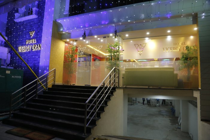 oyo hotel darshana grand guntur reviews