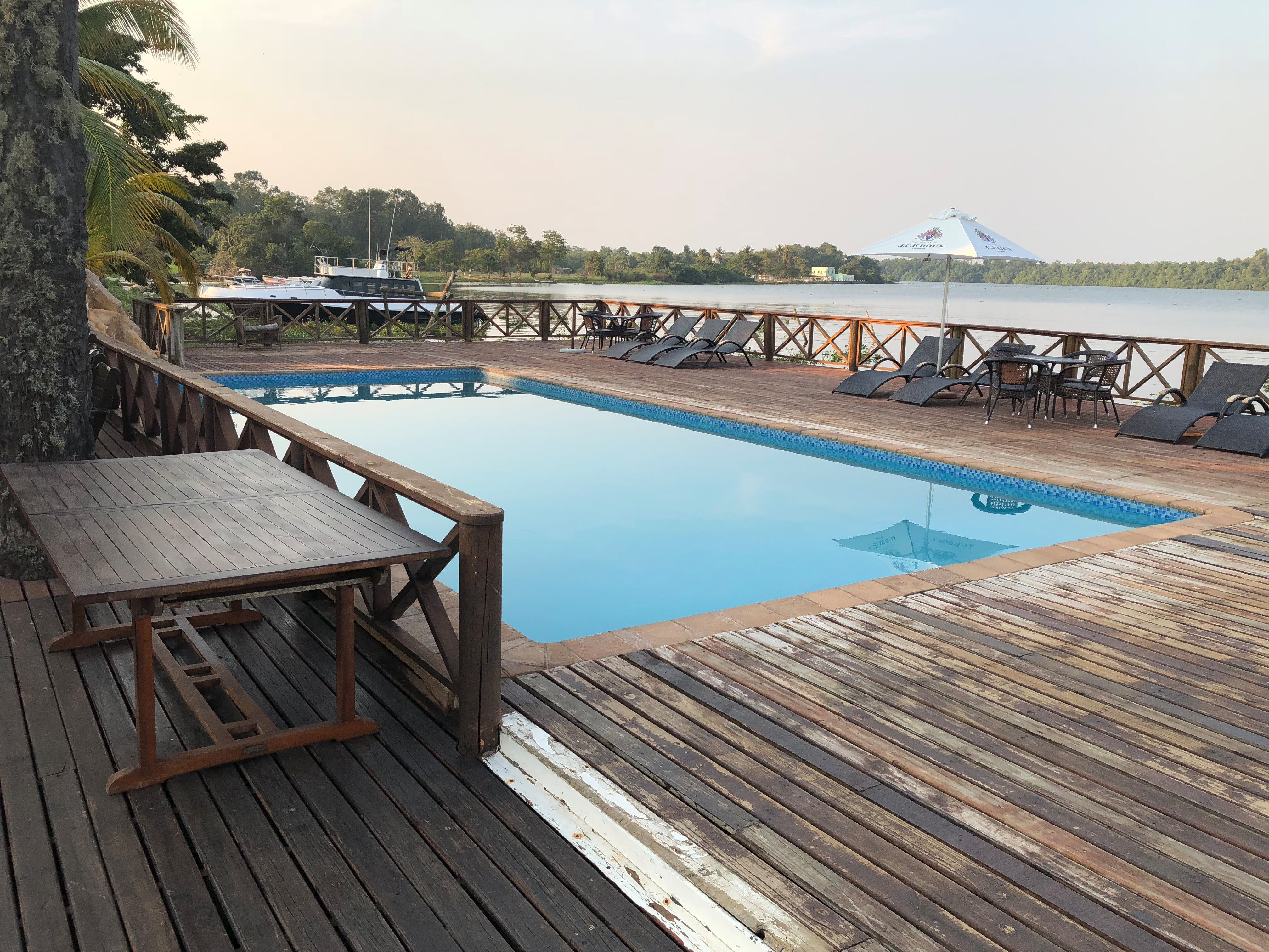 Kwanza Lodge Hotel Luanda Angola Tarifs 2021 Mis Jour 7 Avis Et   Pool With A View Overlooking 