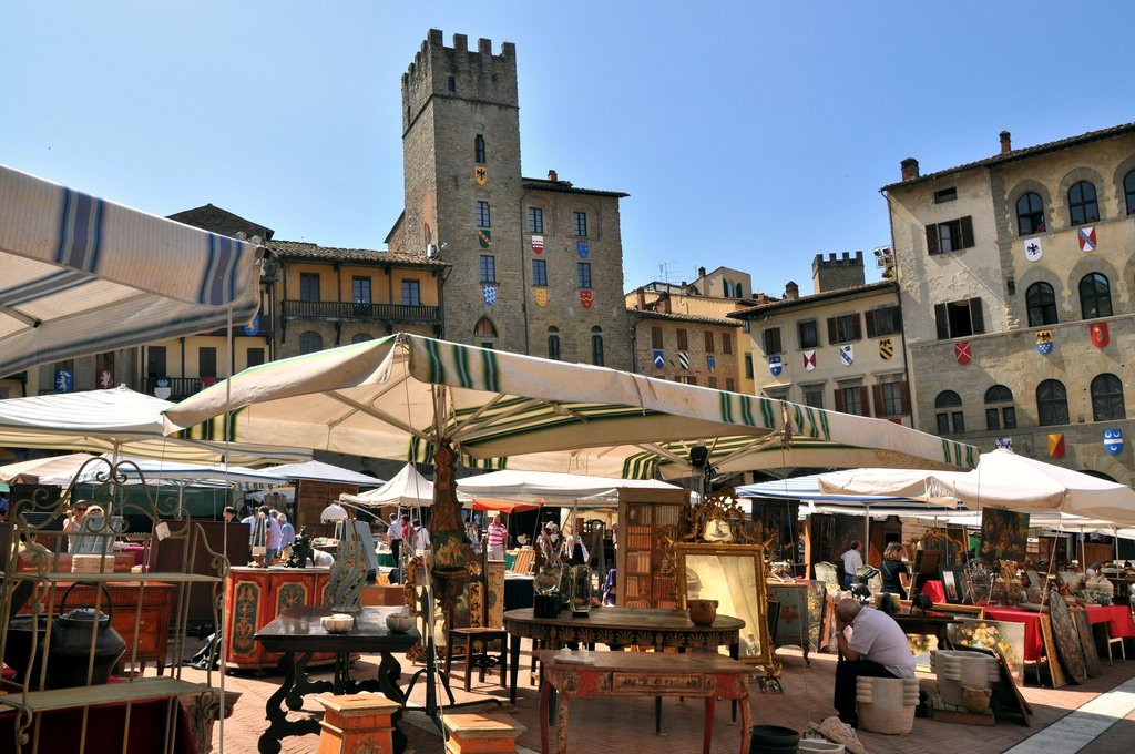 Antique Fair Arezzo Lohnt es sich Aktuell f r 2024 Mit fotos