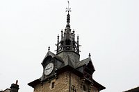 Mural de la Grande Vadrouille (Louis De Funès et Bourvil) - Photo de Mural  de la Grande Vadrouille, Beaune - Tripadvisor