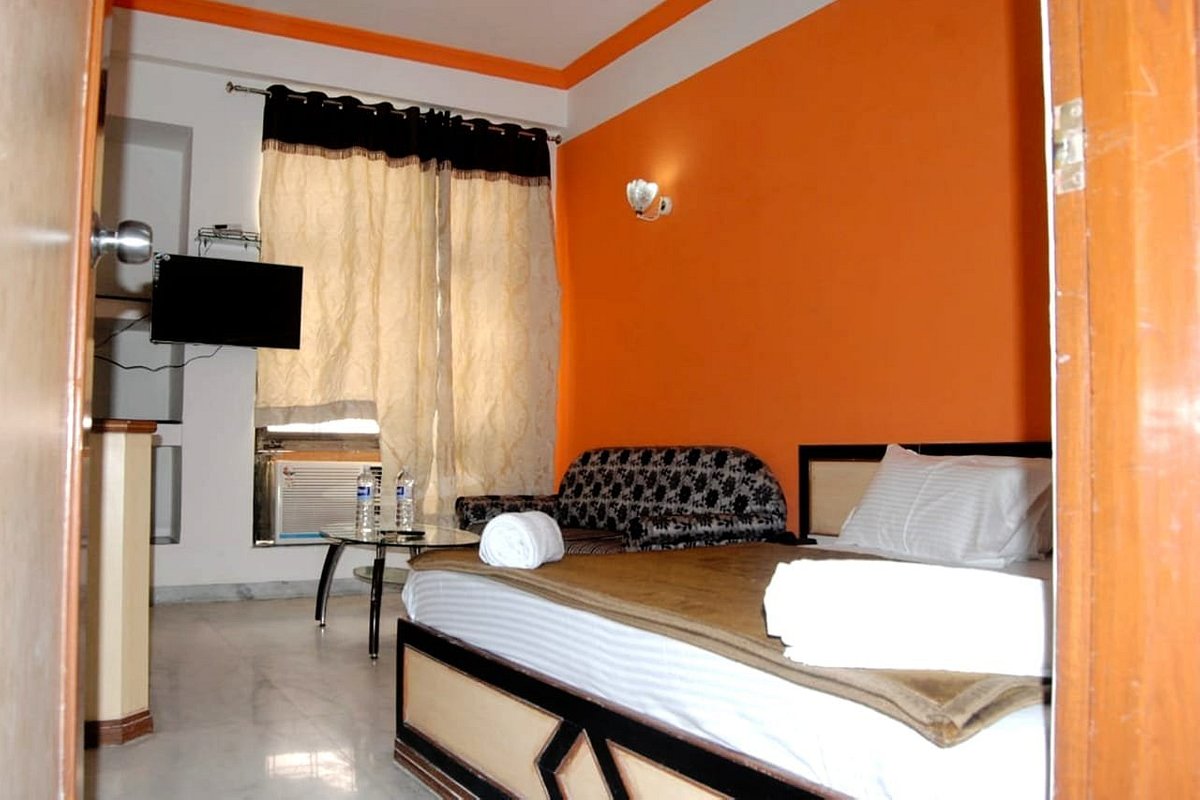 HOTEL INDORE PALACE - Updated 2022 Prices (Shirdi, India)