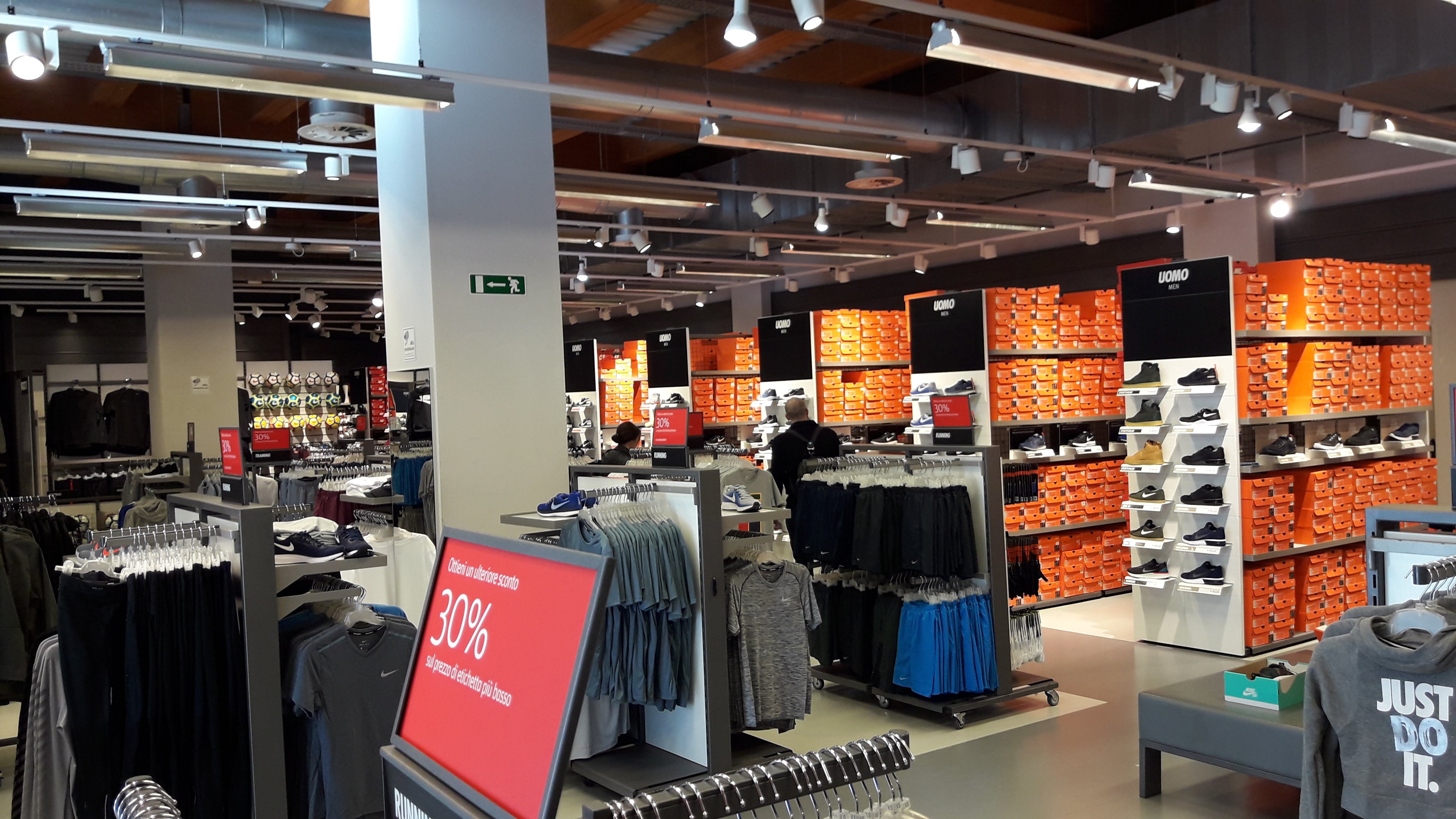 Nike Factory Store Sicilia Tripadvisor