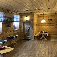 15 декабря 2018 года в кафе "Арбатъ" открытие нового зал с настоящей русской печкой (единственной в Беларуси в кафе), по субботам её топят и готовят в ней вкуснейшие блюда. Советую посетить и хорошо покушать!!!