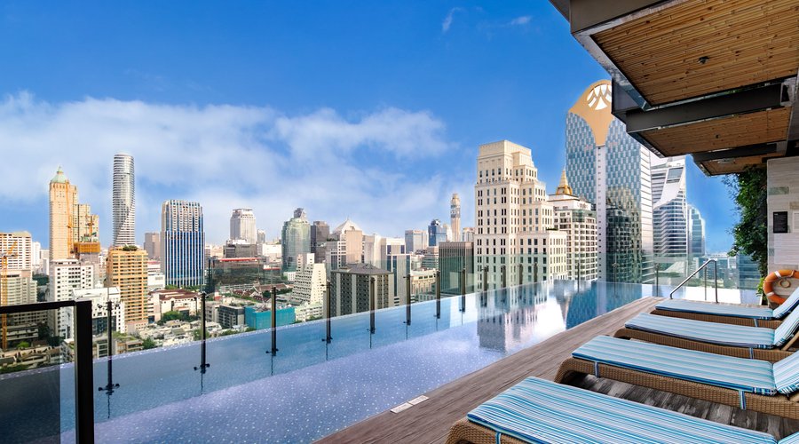 Infinity edge pool, 24th floor