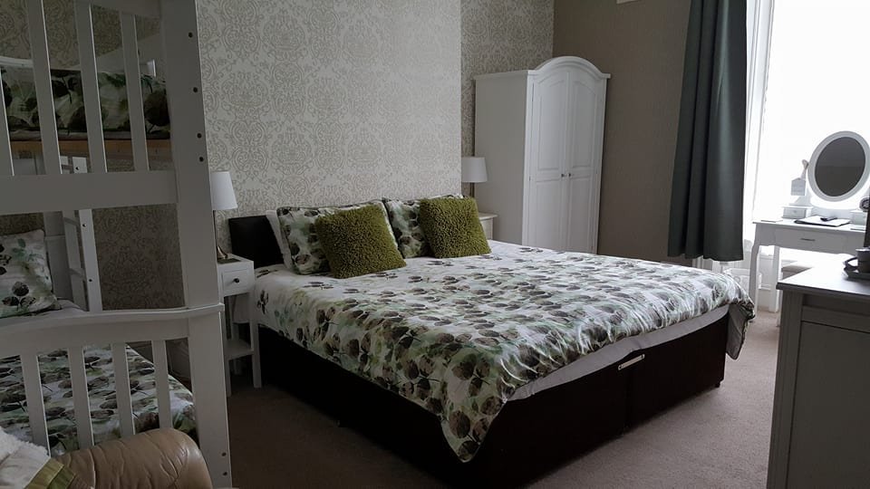 ACORN GUEST HOUSE - Reviews (Sunderland, England)