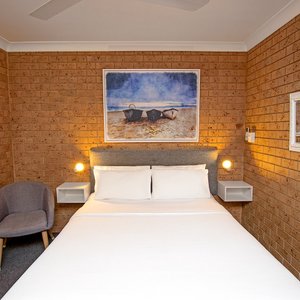 Standard Queen room