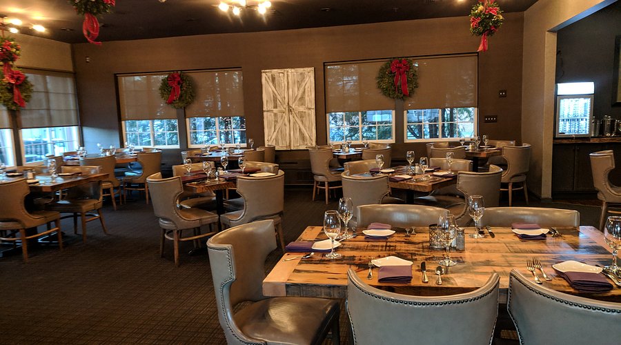 Delancey’s Bar & Restaurant