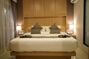 Room & Suite