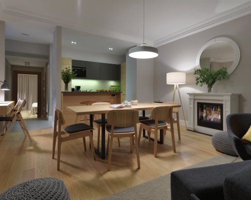 Stradonia Serviced Apartments
