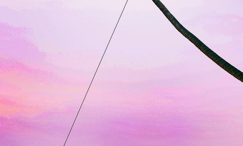 Feeling free like a monkey🐒 
Swinging in the ocean in one of the most photographed place of Sri Lanka. 
Curiosity: the swing was built by the guys of Dream Cabana (little cute bar just along the beach) as something fun for themselves, but now has become a bucket list item in Sri Lanka!