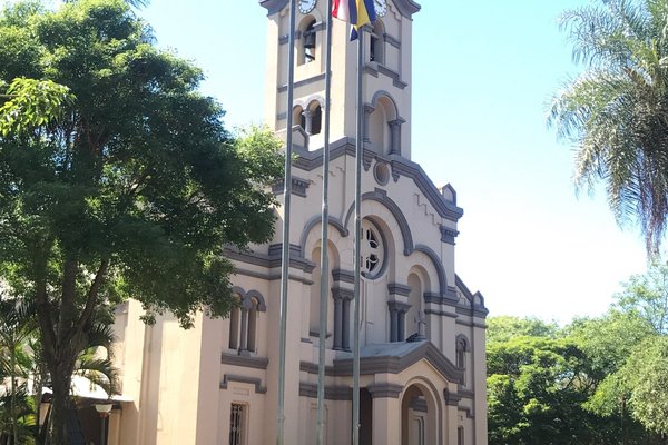 Betgol - Altos - Av. Guillerno Naumann, Altos, Paraguay