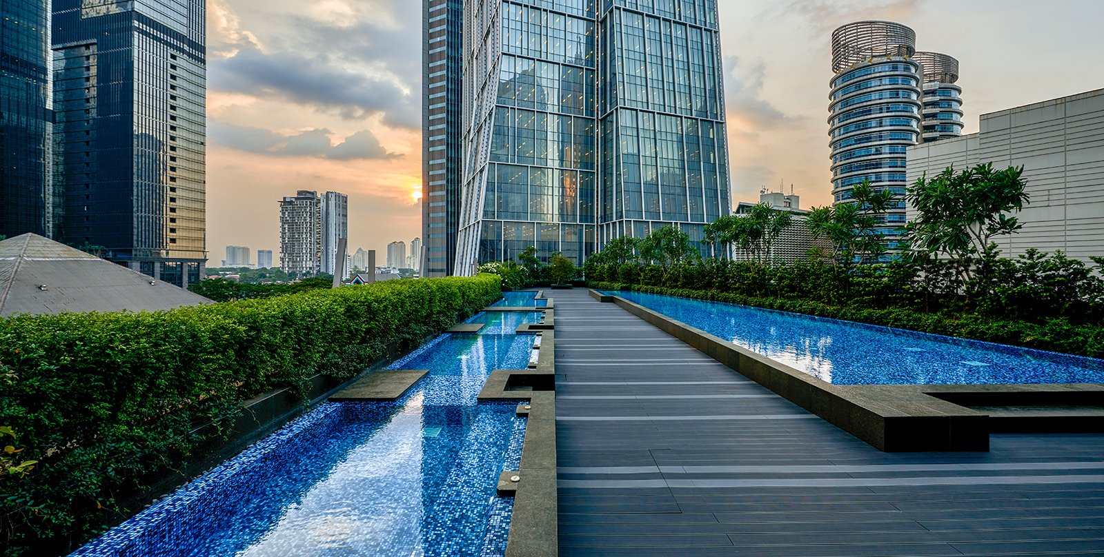 Alila SCBD Jakarta Pool: Pictures & Reviews - Tripadvisor