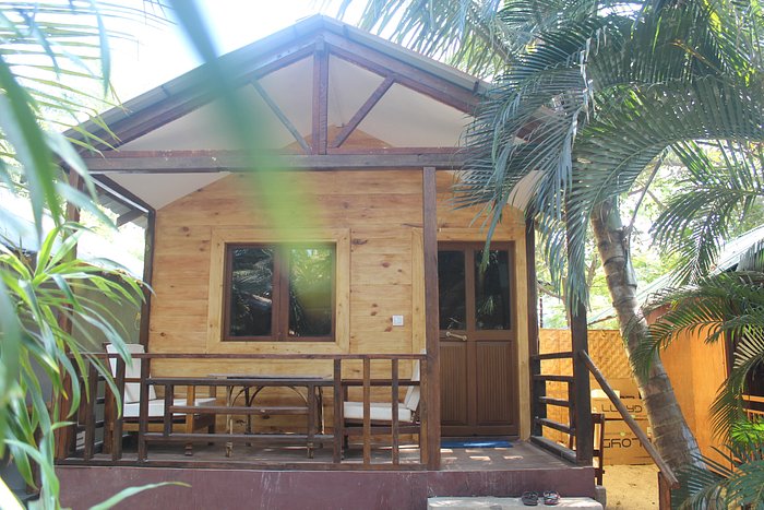 La Marine Morjim Beach Cottages 2 Индия