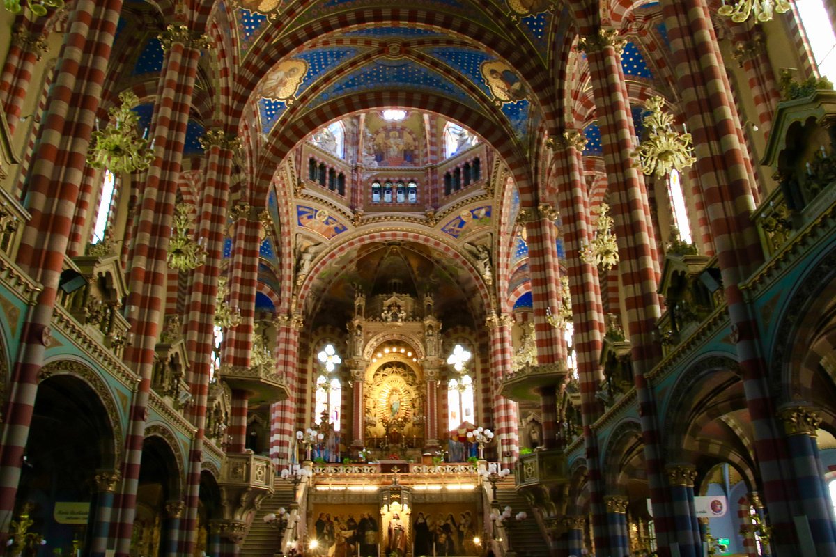 Basilica Maria Auxiliadora y San Carlos, Buenos Aires