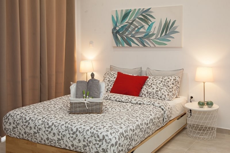 Omnia Pagrati Apartments Rooms: Pictures & Reviews - Tripadvisor