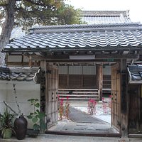 十王寺の山門