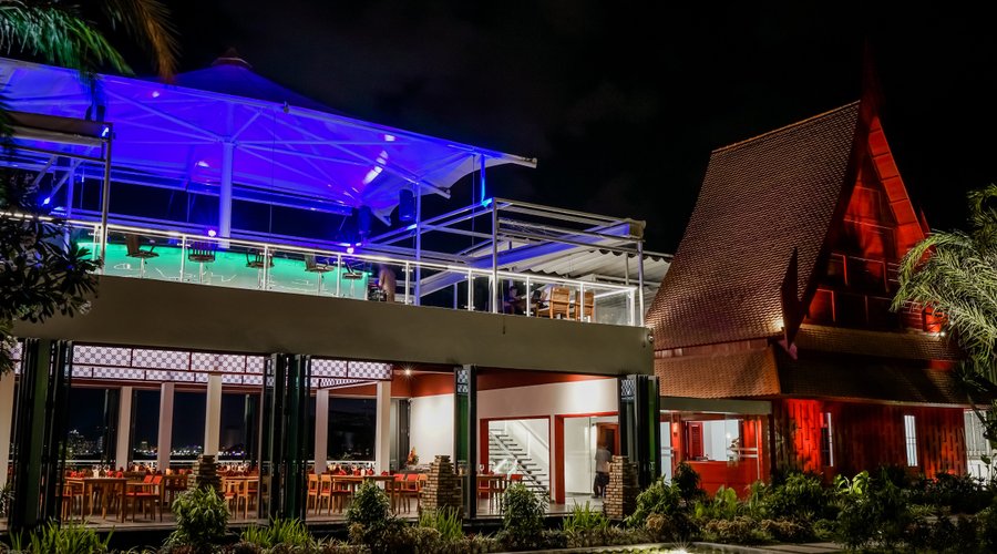 Restaurant view at night