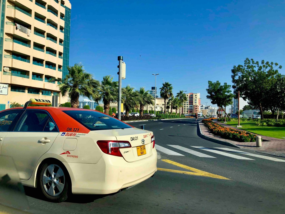 Ist Taxi fahren in Dubai günstig?