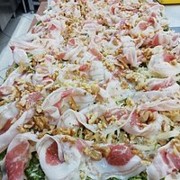 Squacquarone, Pesto di rucola, Pancetta, Noci