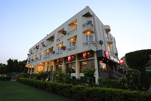 Hotel Shikha Jaipur City Centre in Jaipur, image may contain: Hotel, Resort, City, Villa