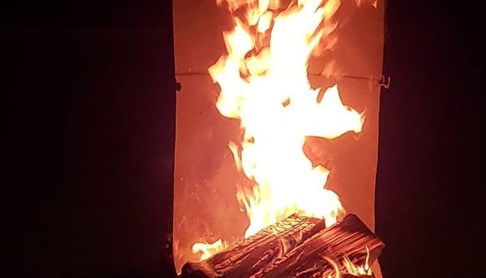 Outdoor fire pit Spring through Fall....