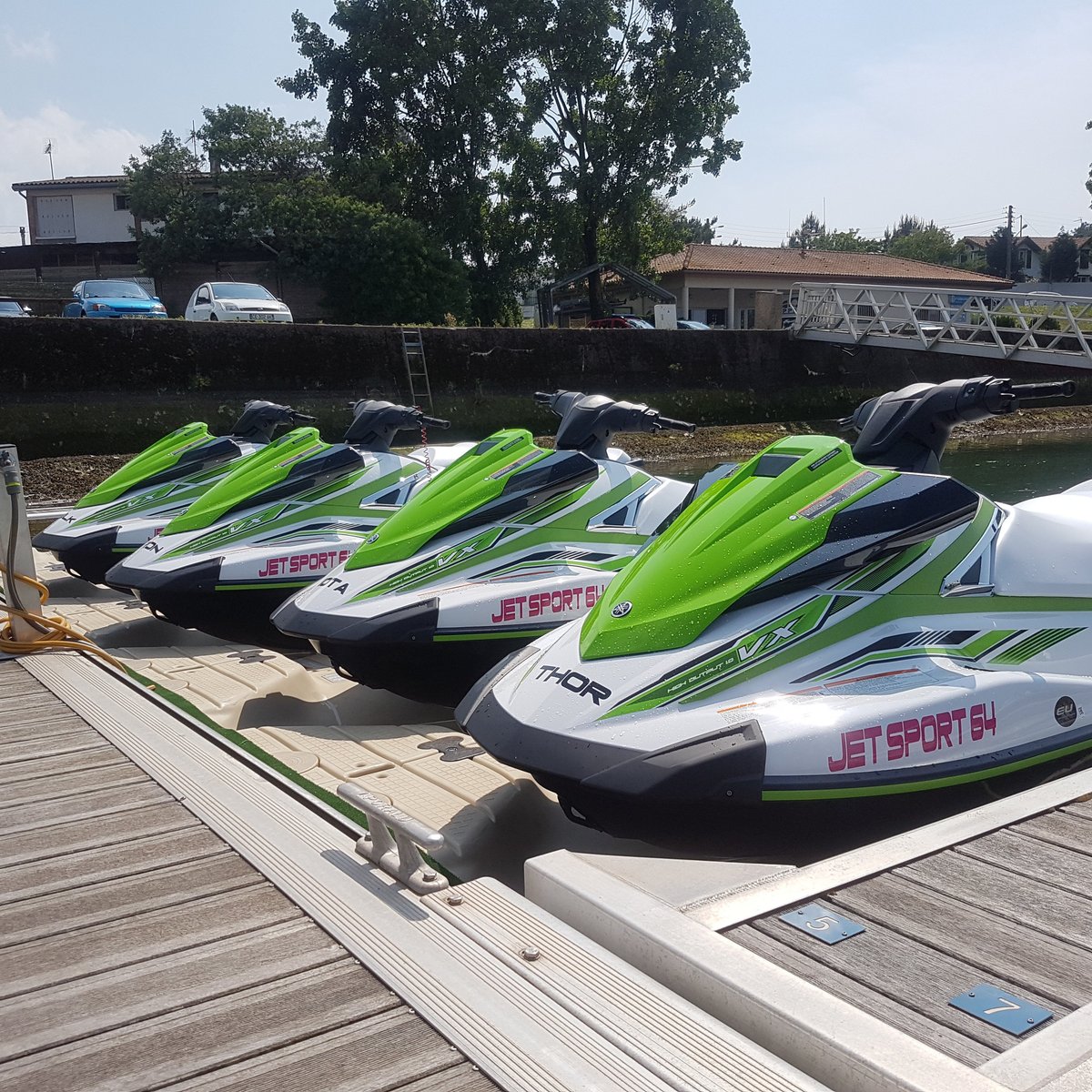 Jet sports. Водный скутер Кавасаки 250. 2000 Jet Ski. Tb650 Jet Ski. Jet Ski прокат.