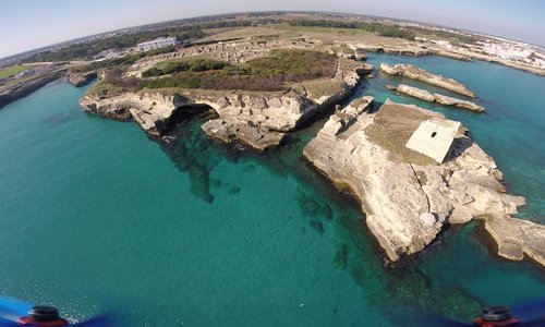 Torre di Roca vecchia,nei pressi della Grotta della Poesia, Marina di Melendugno, Salento - Puglia
