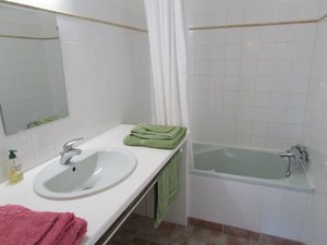 Room & Suite