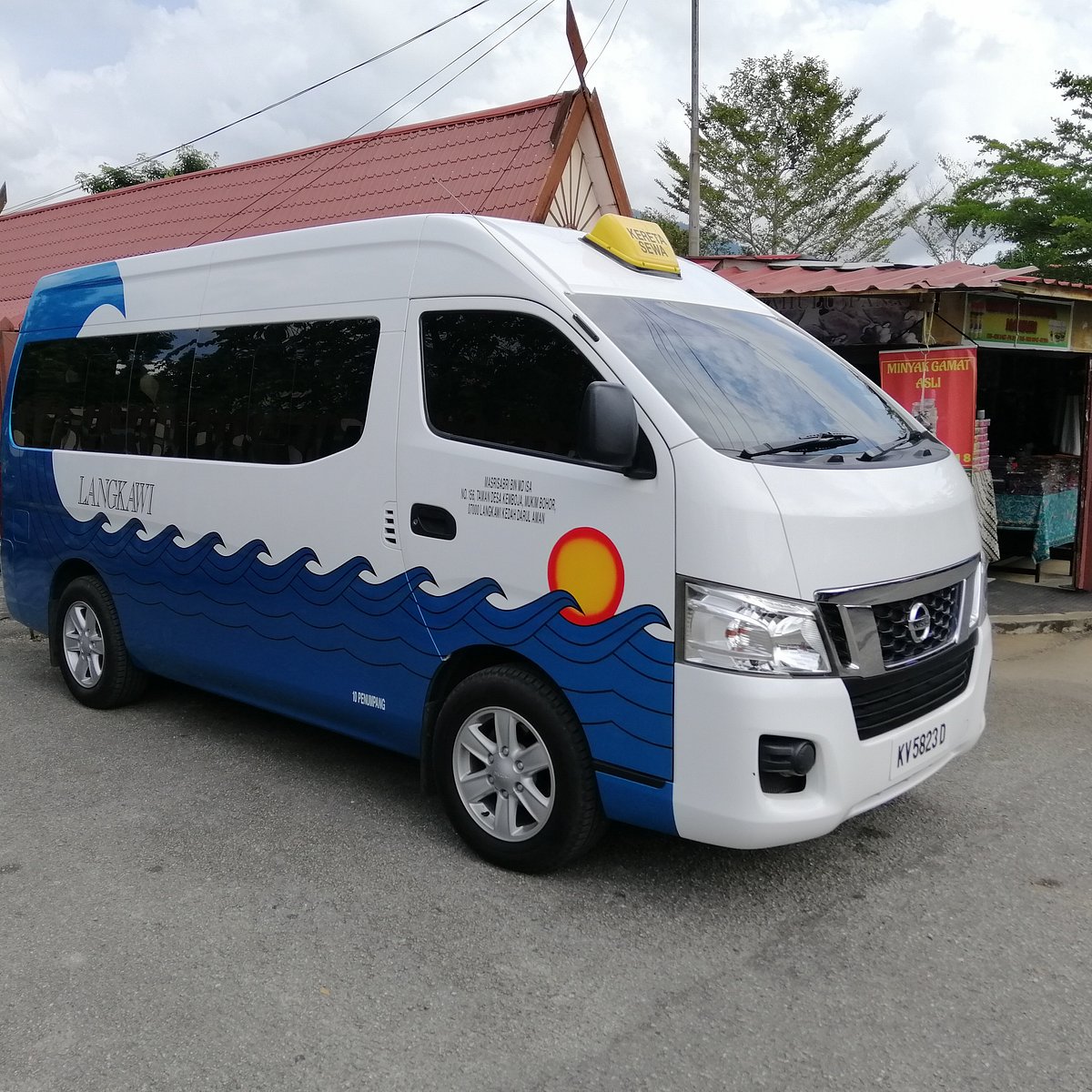 Holiday taxi. Такси в Малайзии.