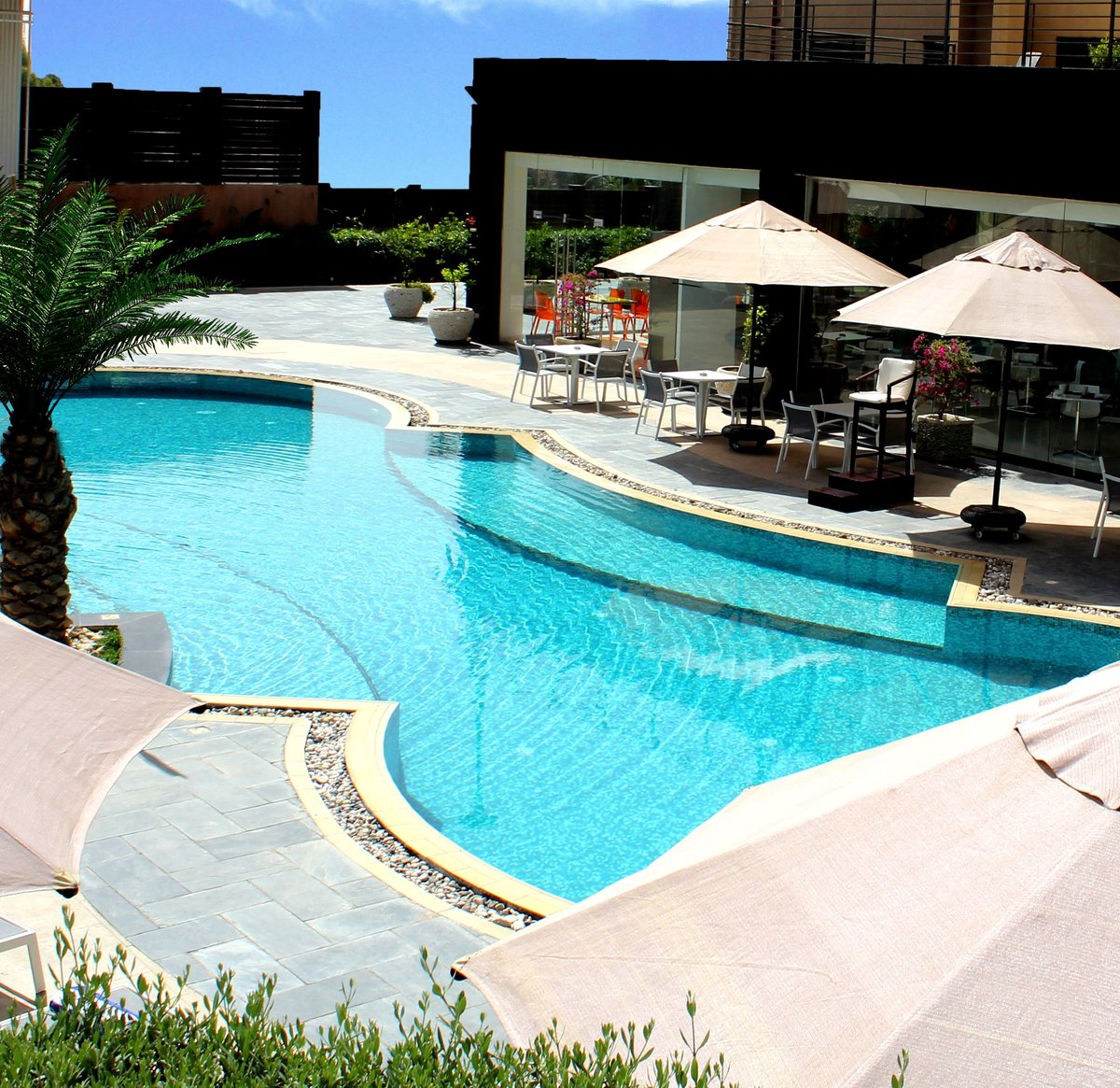 Landmark Amman Hotel & Conference Center Pool Pictures & Reviews ...