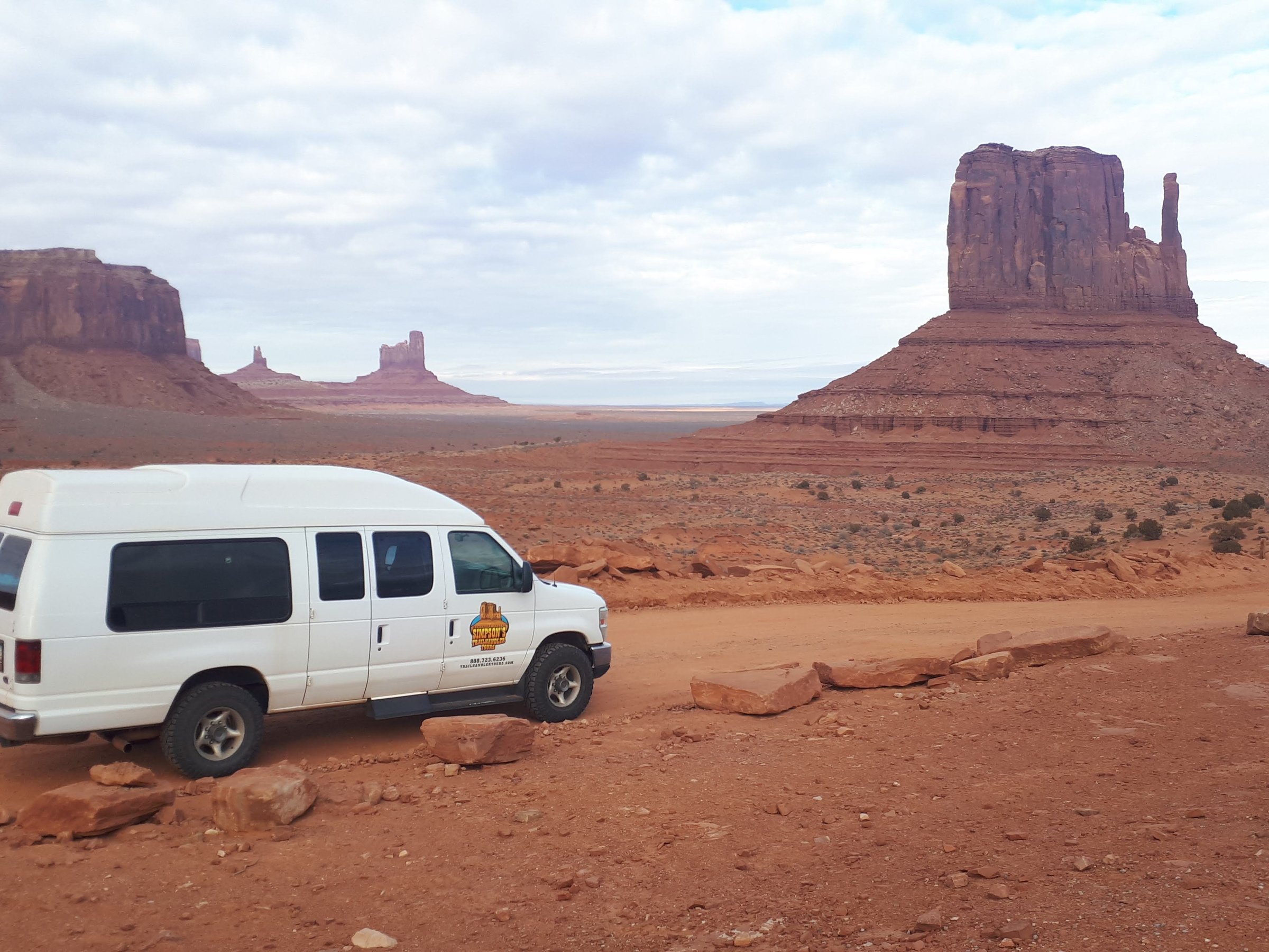 simpson's trailhandler tours monument valley