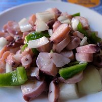 Eingelegter Pulpo