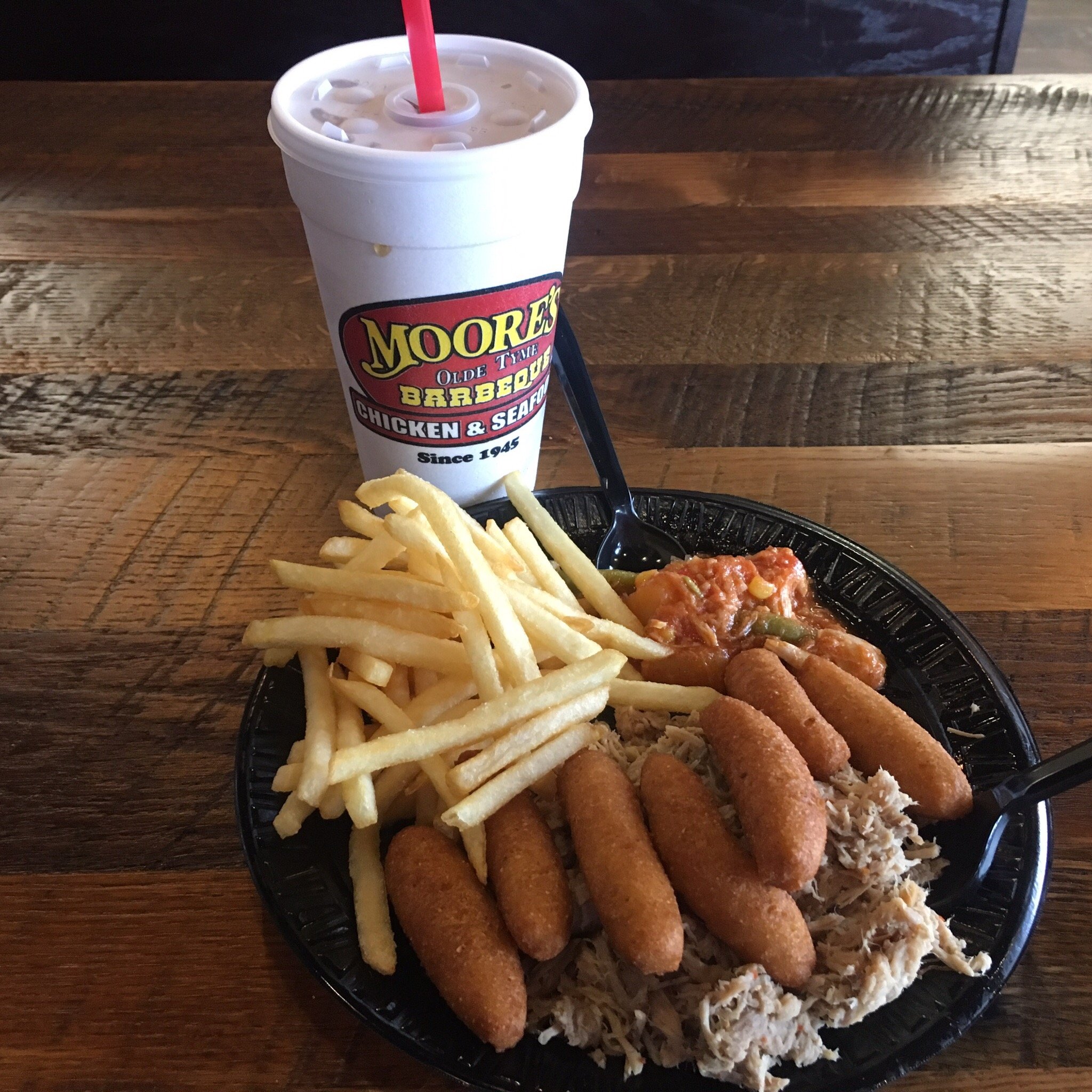 MOORE S OLDE TYME BARBEQUE CHICKEN SEAFOOD Swansboro Menu Prices Restaurant Reviews Order Online Food Delivery Tripadvisor