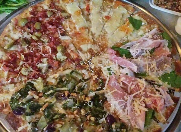 The Best 10 Pizza Places near Pizzaria Dona Cleusa in Engenheiro Coelho -  SP - Yelp
