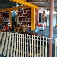 Left look of Cafe one night stand