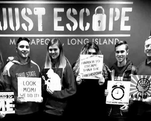 Book Challenge Escape Rooms in Queens and Long Island