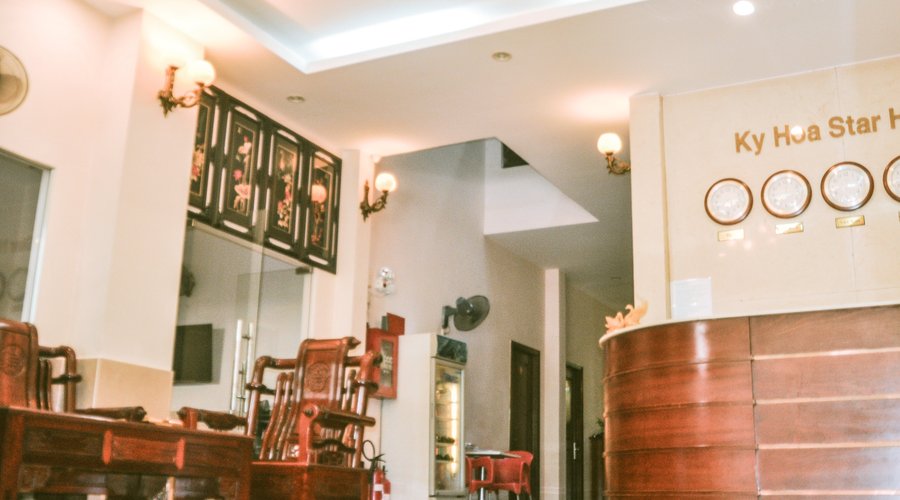sảnh khách sạn